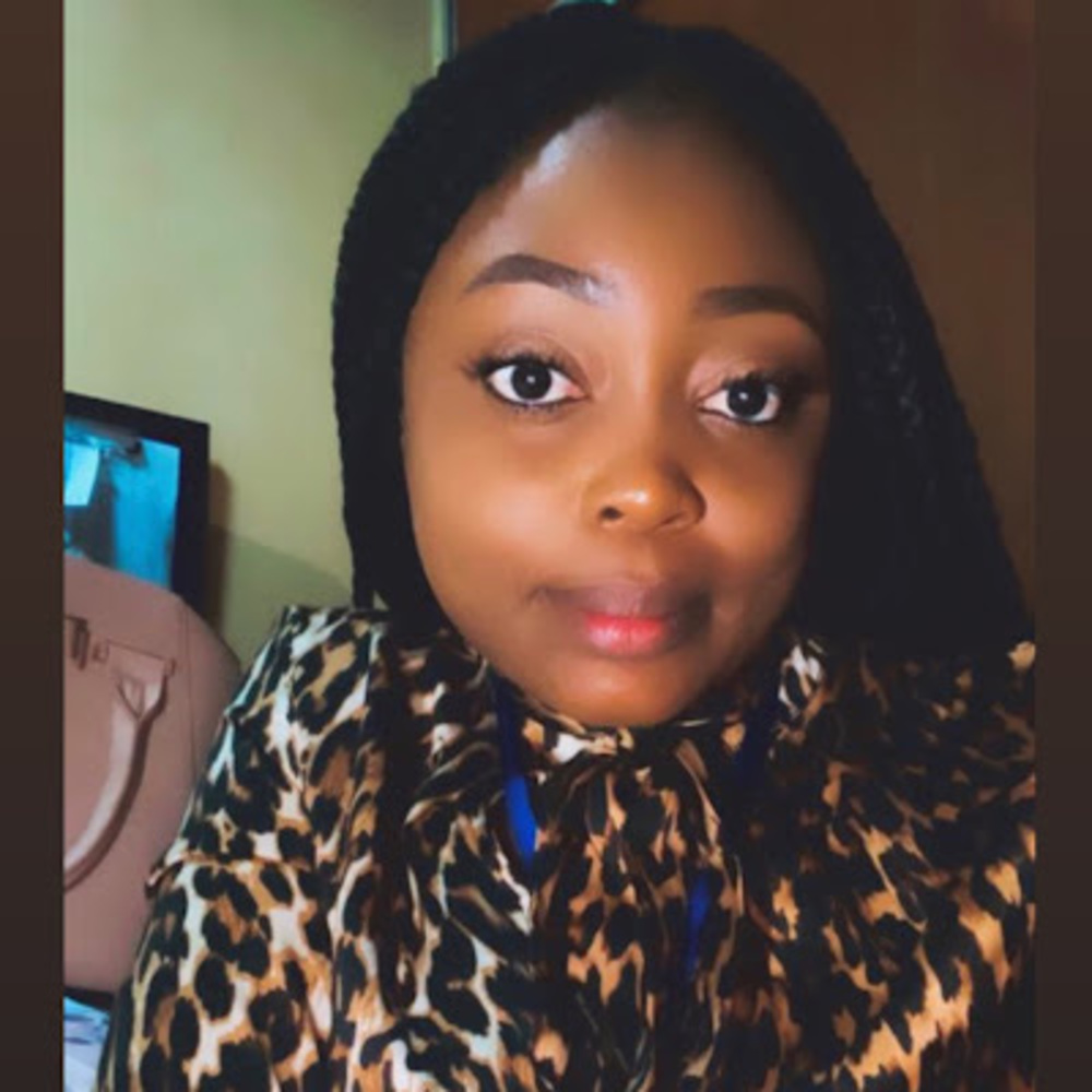 Meet your Posher, Esther